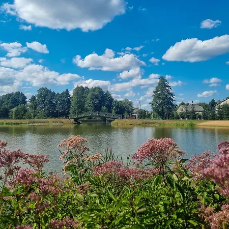 Muzeum Ziemianstwa W Dabrowie Zajazd
