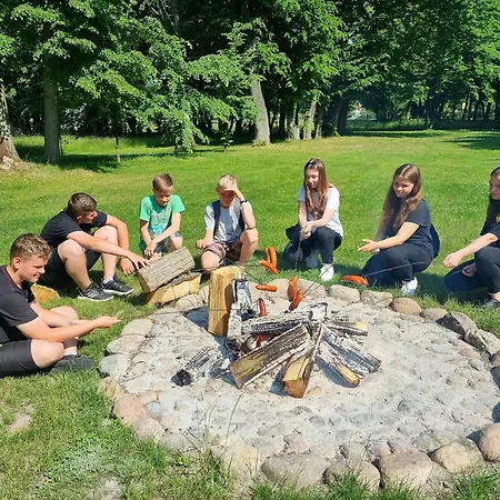 Muzeum Ziemianstwa W Dabrowie Zajazd