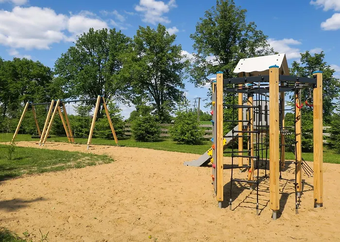 Gasthof Muzeum Ziemianstwa W Dabrowie