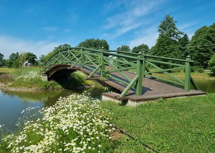 Gasthof Muzeum Ziemianstwa W Dabrowie *